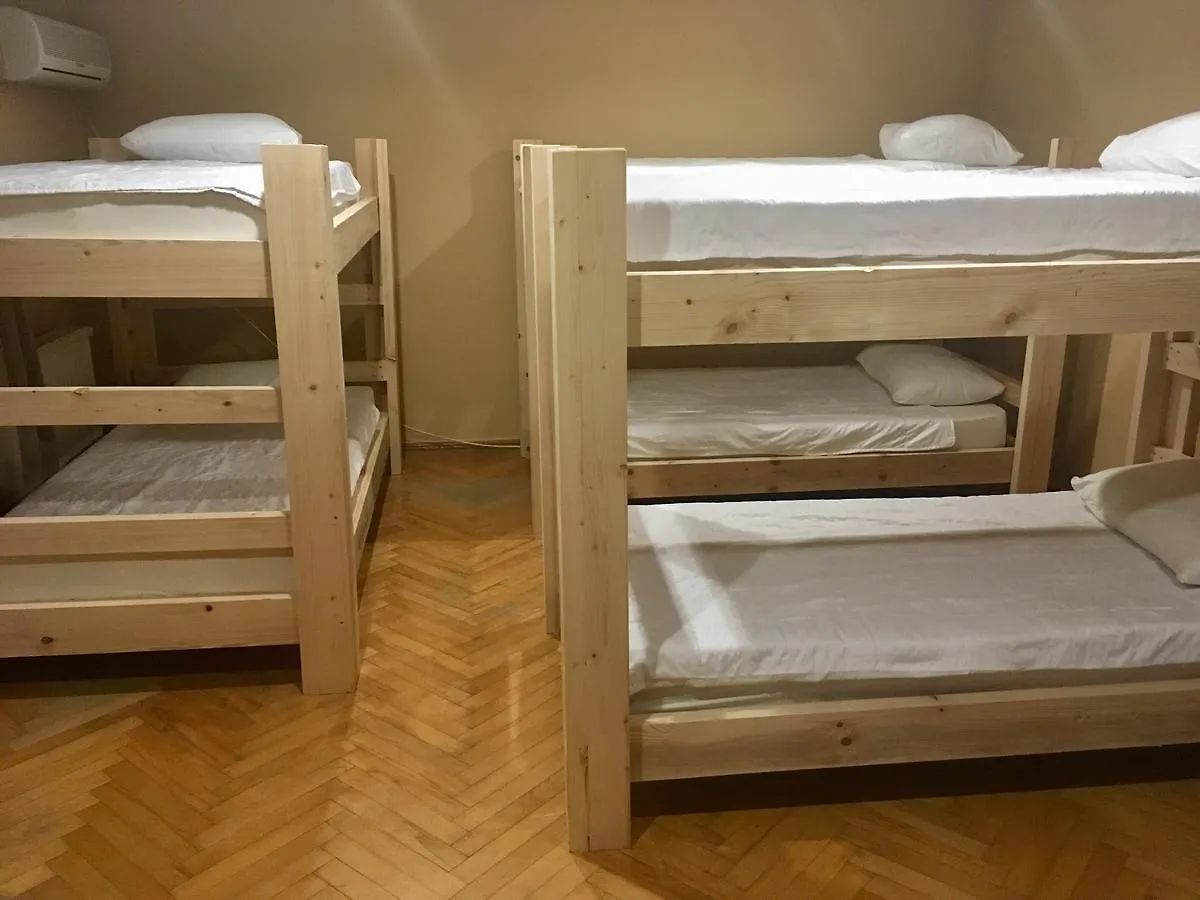 Moonlight Hostel & Rooms Batumi